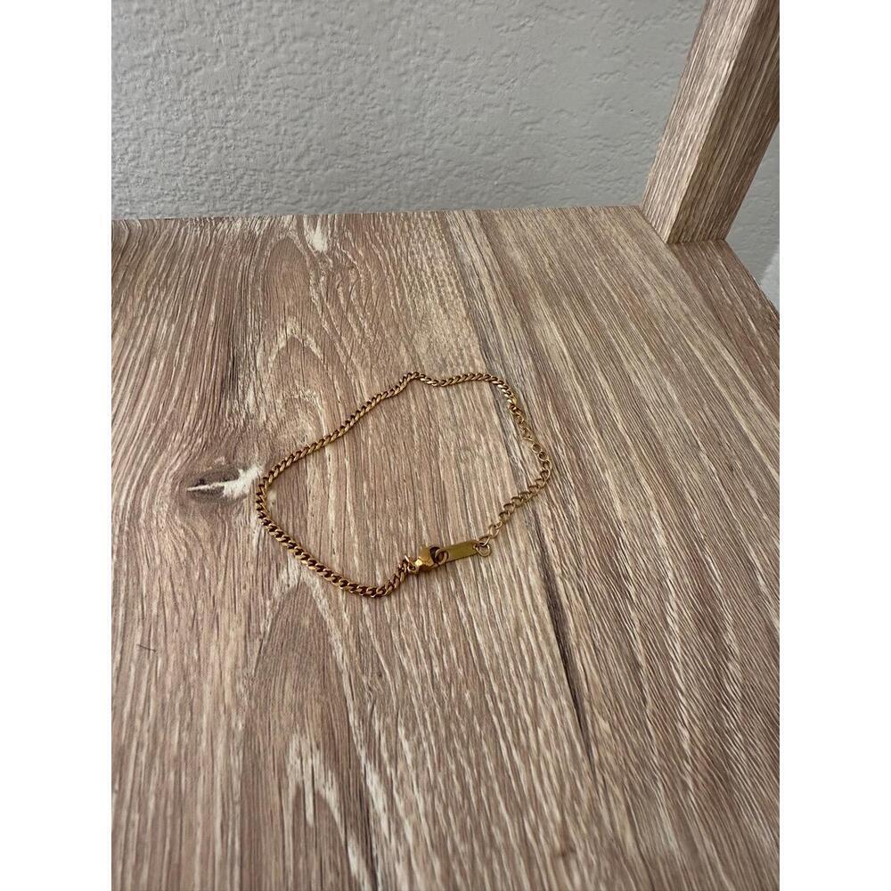 Simple Gold Chain Bracelet - Picture 1 of 1